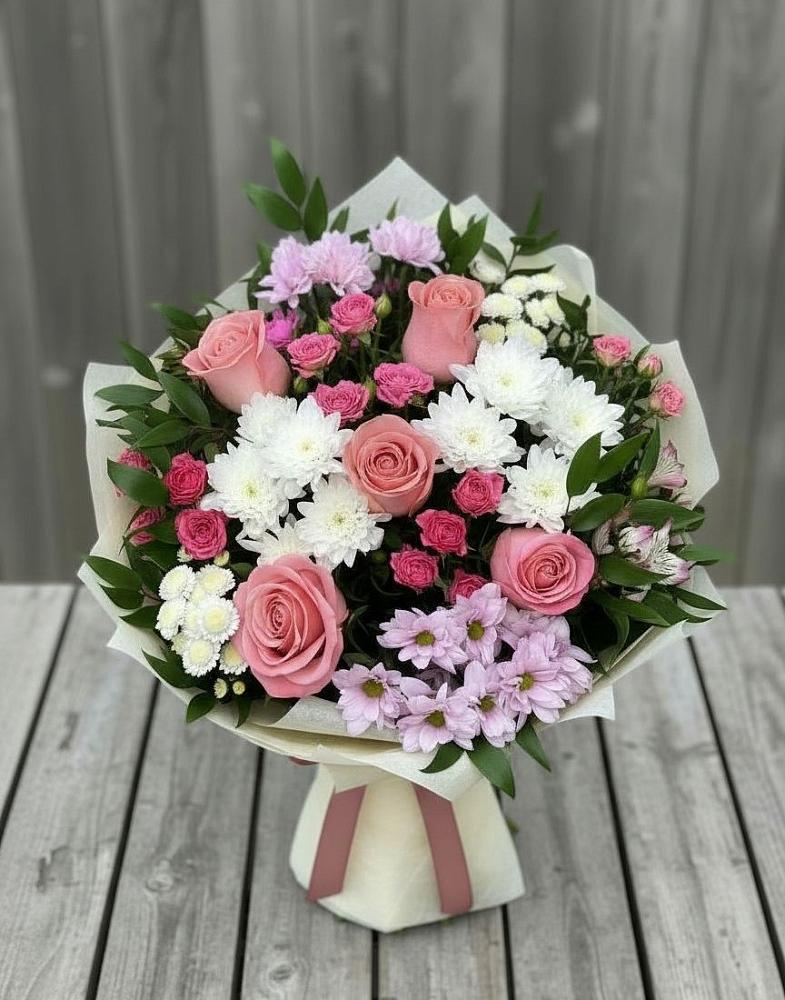Букет цветов из: Альстромерии, Гвоздики, Розы и Хризантемы в Заречном Пензенской области