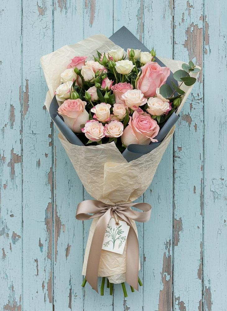 Букет цветов из: Розы в Заречном Пензенской области