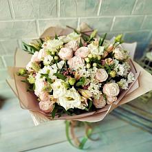 Букет цветов из:  Альстромерии, Розы и Хризантемы #REPLACE_PRED# Заречном Пензенской области