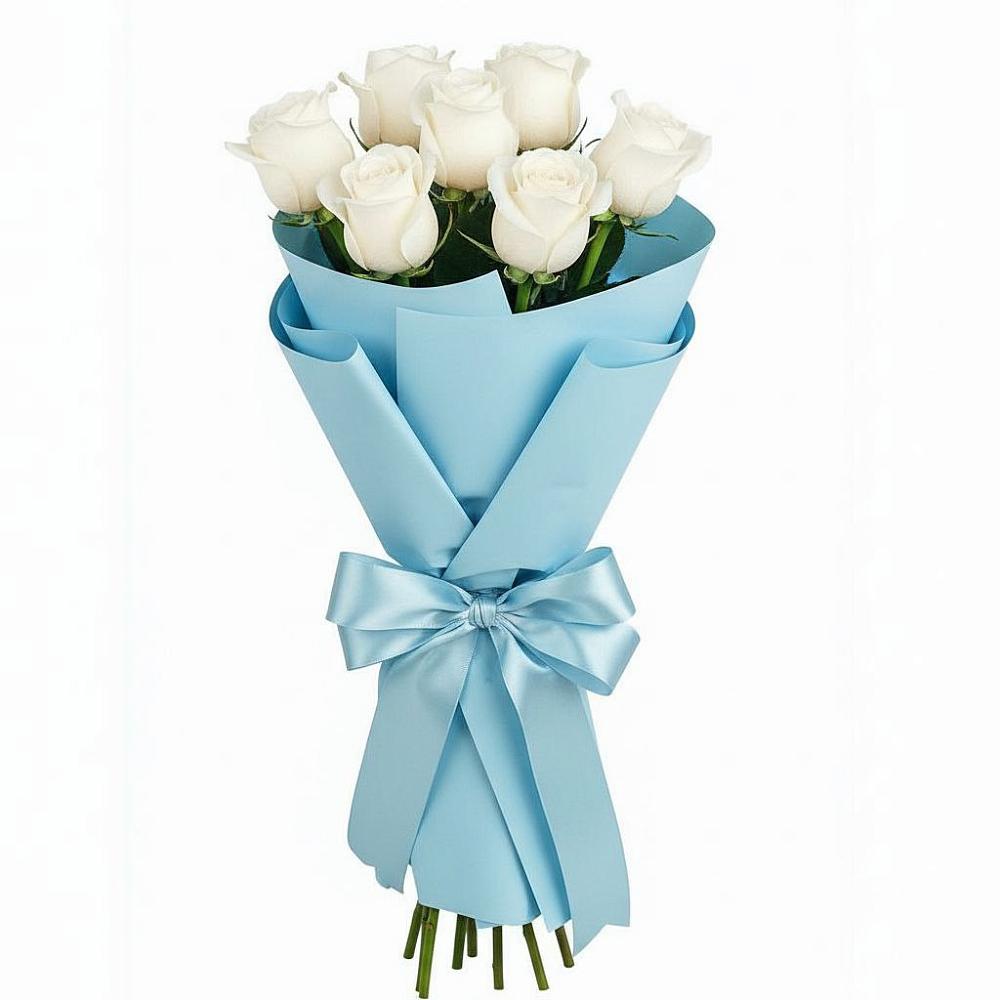Букет 7 белых роз Проуд в Заречном Пензенской области
