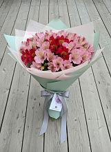 Букет цветов из:  Альстромерии в Заречном Пензенской области
