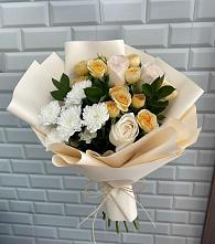 Букет цветов из:  Розы и Хризантемы в Заречном Пензенской области
