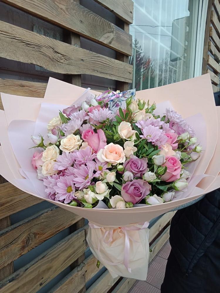 Букет цветов из: Розы и Хризантемы в Заречном Пензенской области