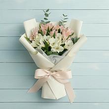 Букет цветов из:  Альстромерии в Заречном Пензенской области