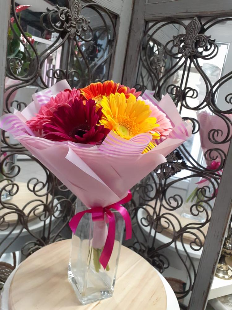 Букет цветов из: Герберы в Заречном Пензенской области