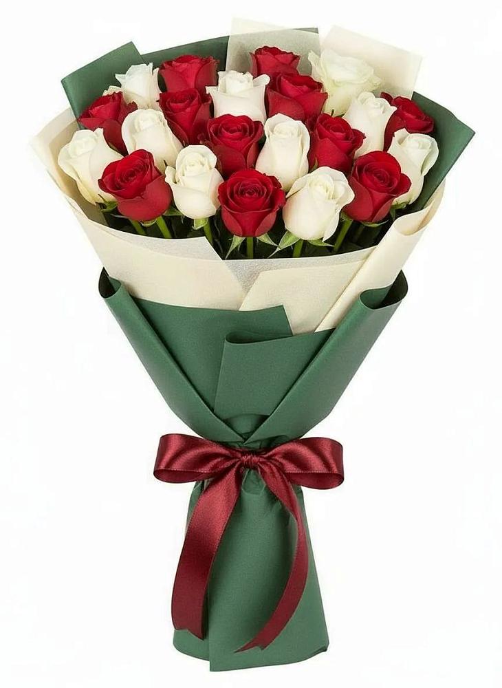 Букет Микс из красных и белых роз в Заречном Пензенской области