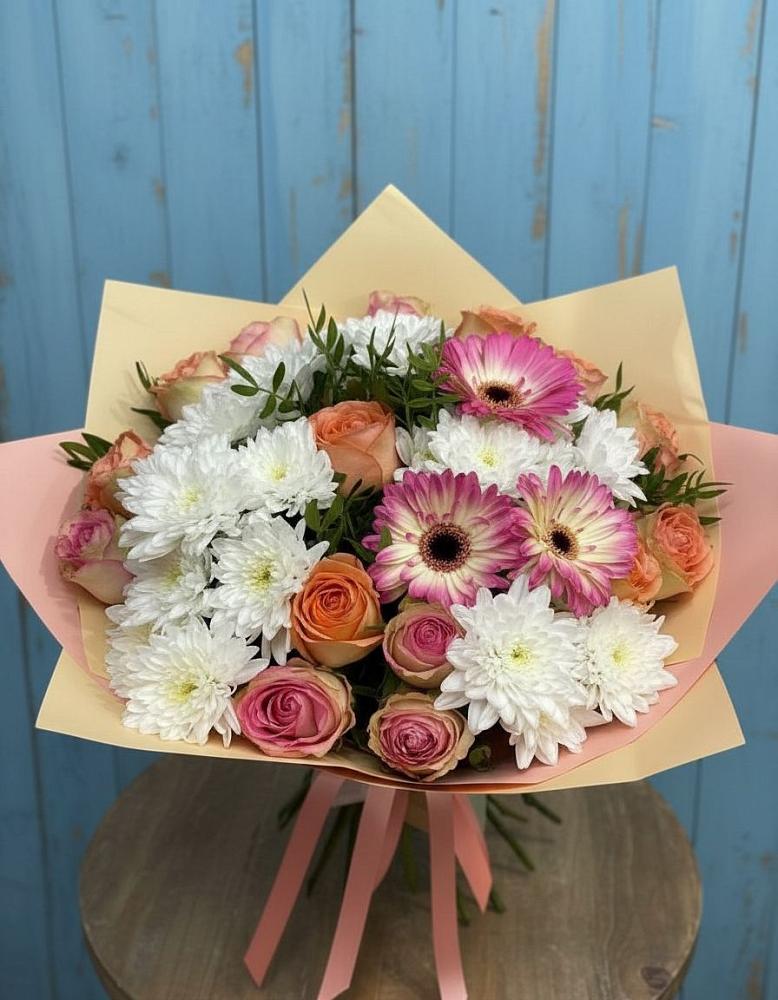 Букет цветов из: Розы, Герберы и Хризантемы в Заречном Пензенской области