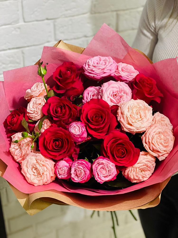 Букет цветов из: Розы в Заречном Пензенской области