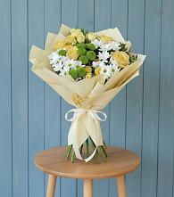 Букет цветов из:  Хризантемы и Розы в Заречном Пензенской области