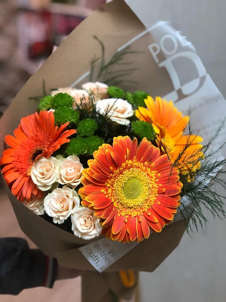 Букет цветов из: Герберы, Хризантемы и Розы в Заречном Пензенской области