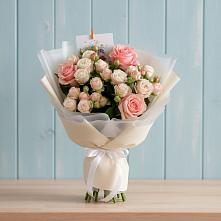 Букет цветов из:  Розы в Заречном Пензенской области