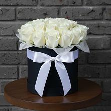 Цветочная композиция из Розы в шляпной коробке в Заречном Пензенской области